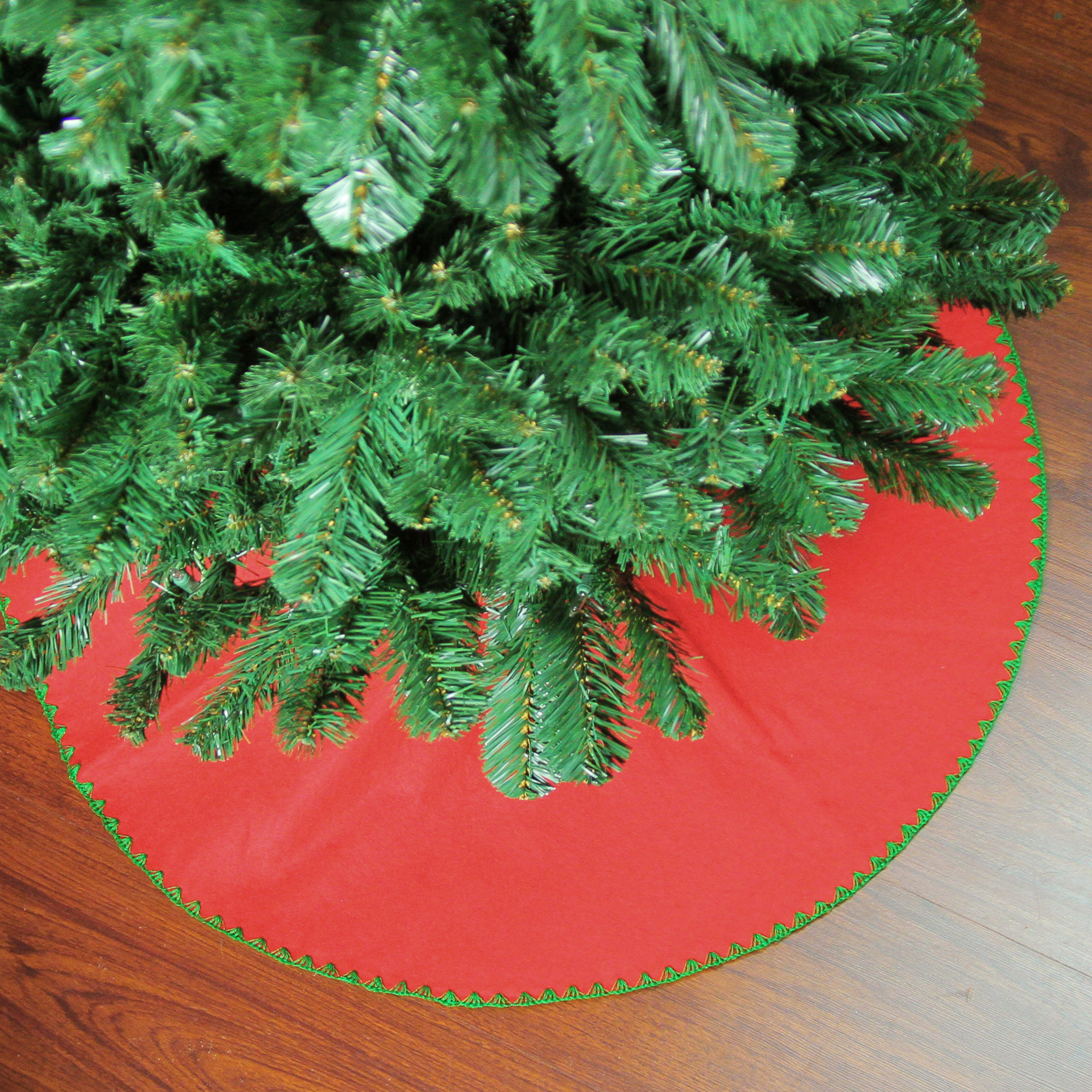 Northlight Seasonal 26 Inch Red with Green Shell Stitching Mini Christmas Tree Skirt With a Hook and Latch Closure Wayfair